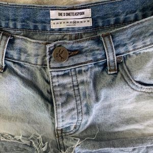 One teaspoon bonitas shorts size 28